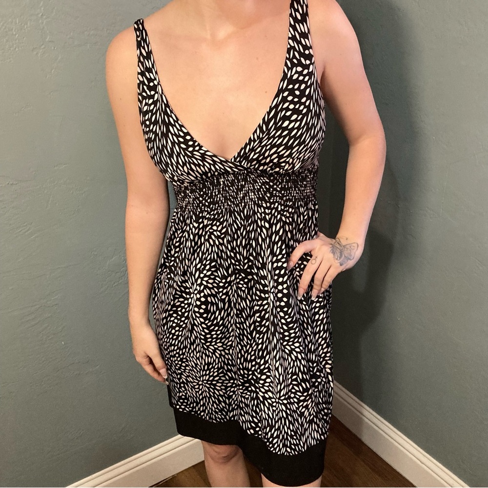 Vintage Y2K Forever 21 Black and White Plunge Stretchy Mini Dress Sz Small